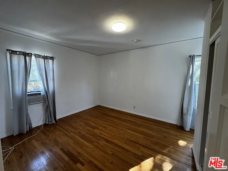 1242 Edris Drive Los Angeles, CA 90035