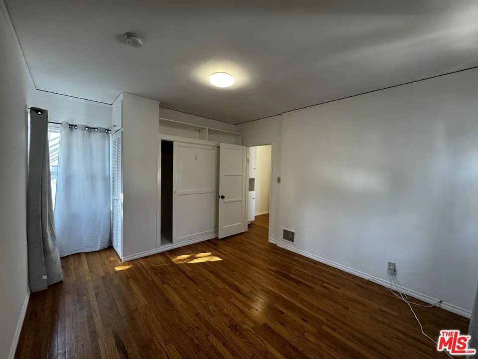 1242 Edris Drive Los Angeles, CA 90035