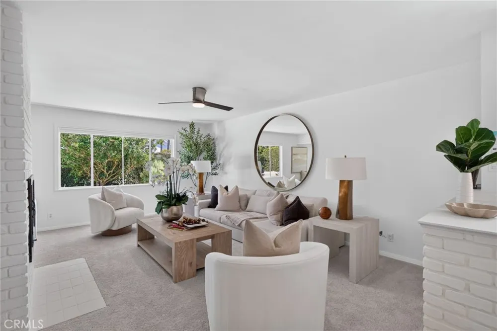 410 Lenwood Costa Mesa, CA 92627