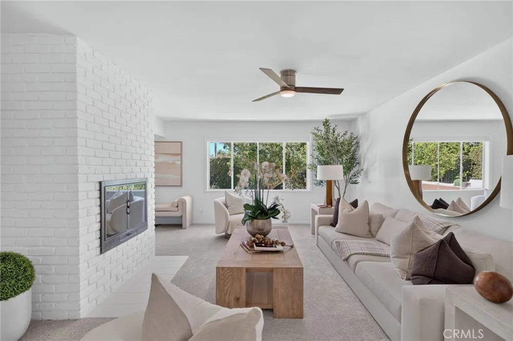 410 Lenwood Costa Mesa, CA 92627