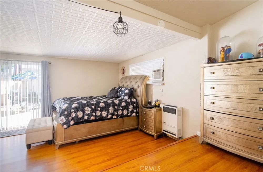 482 E 59th Street Long Beach, CA 90805