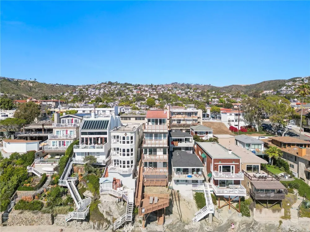 1045 Gaviota Drive #B Laguna Beach, CA 92651
