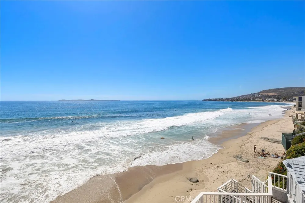 1045 Gaviota Drive #B Laguna Beach, CA 92651