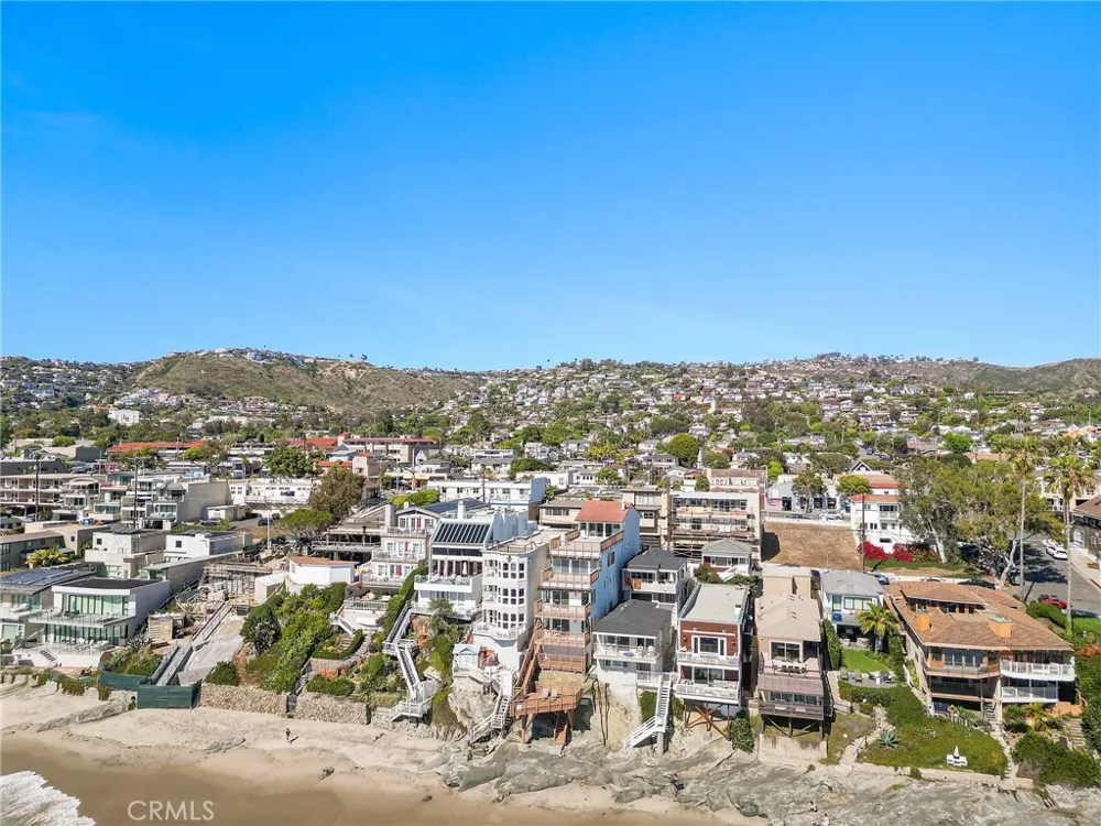 1045 Gaviota Drive #B Laguna Beach, CA 92651