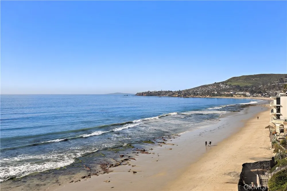 1045 Gaviota Drive #B Laguna Beach, CA 92651