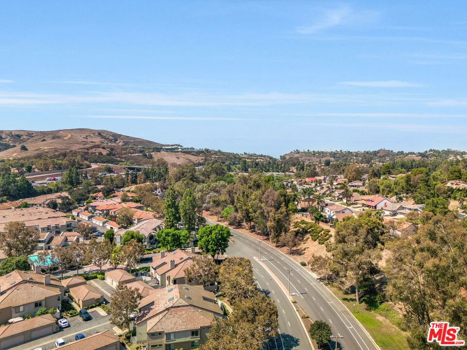 75 Carriage Way Pomona, CA 91766