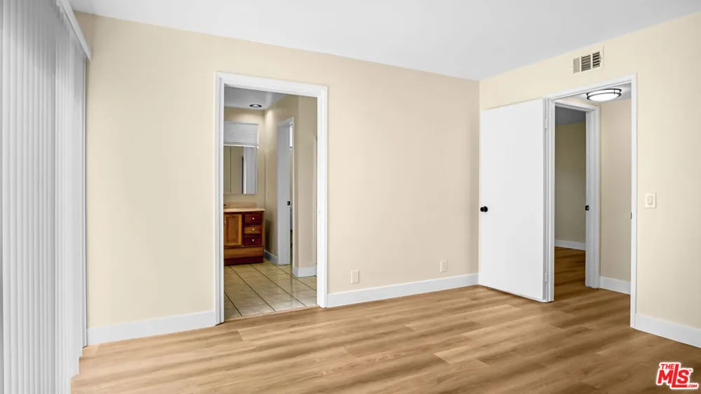 75 Carriage Way Pomona, CA 91766