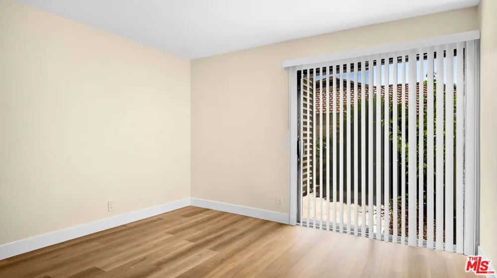 75 Carriage Way Pomona, CA 91766
