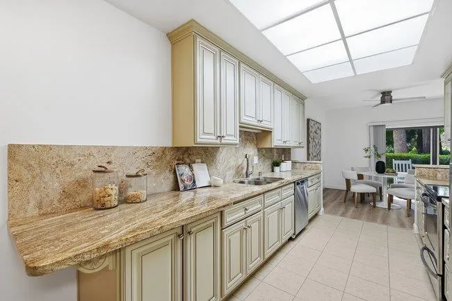 1286 Woodside Road Redwood City, CA 94061
