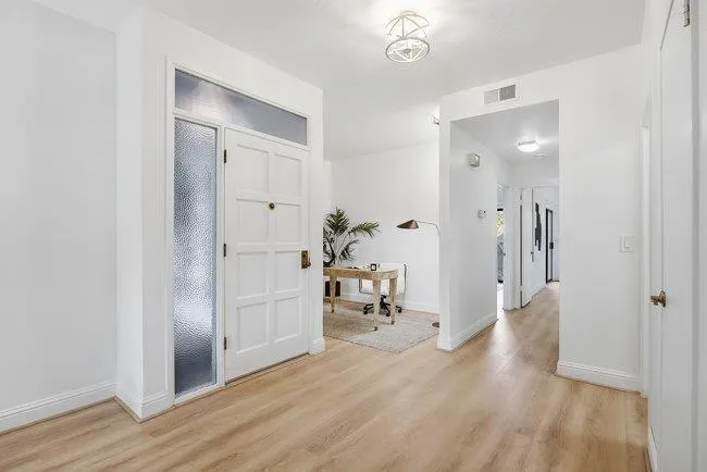 1286 Woodside Road Redwood City, CA 94061