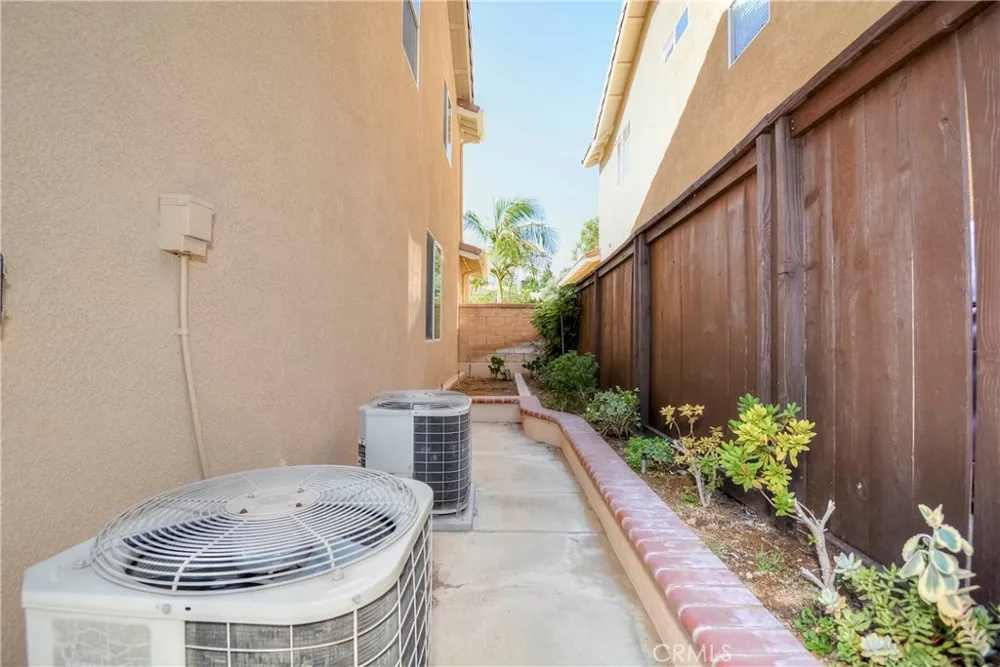 1532 Geyser Street Upland, CA 91784