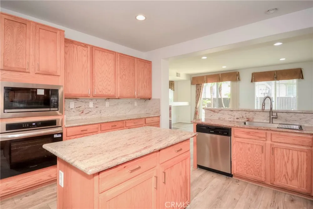 1532 Geyser Street Upland, CA 91784