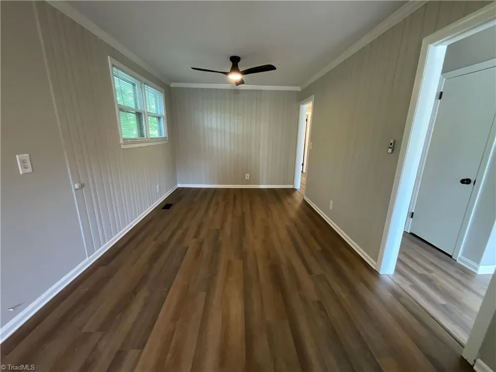 1413 Gracewood Drive Greensboro, NC 27408