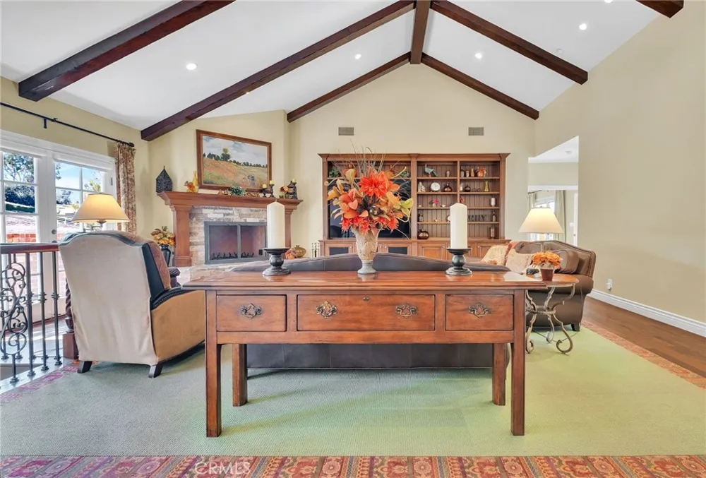 6 Caballeros Rolling Hills, CA 90274