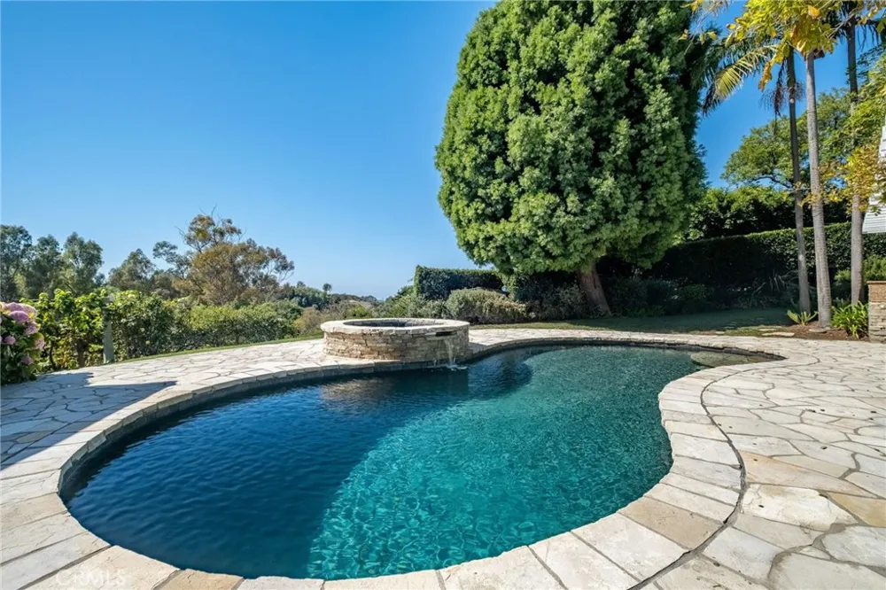 6 Caballeros Rolling Hills, CA 90274
