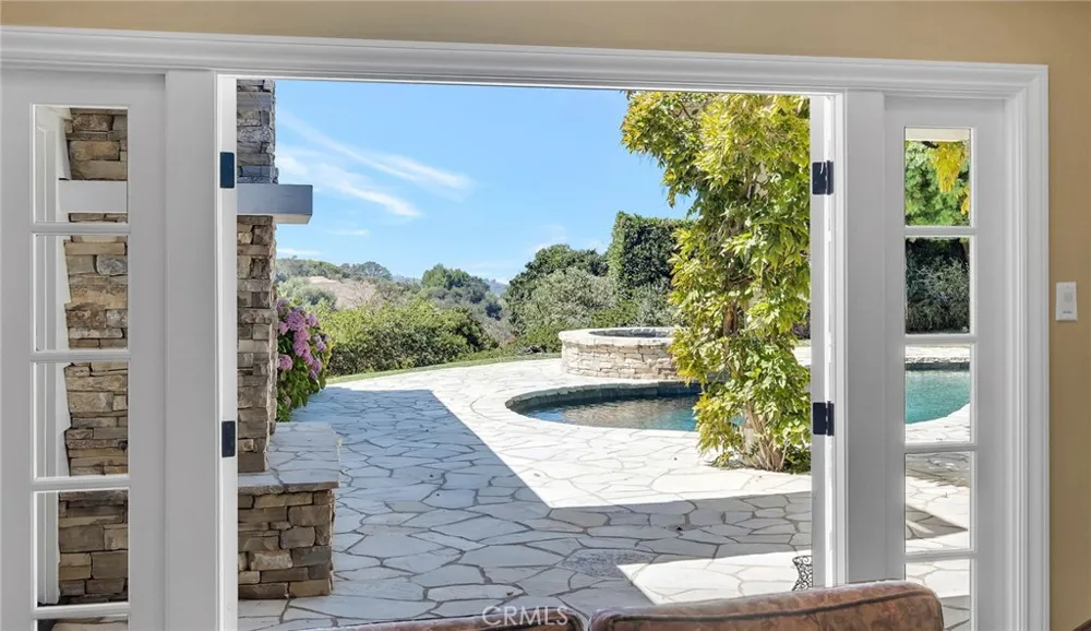6 Caballeros Rolling Hills, CA 90274