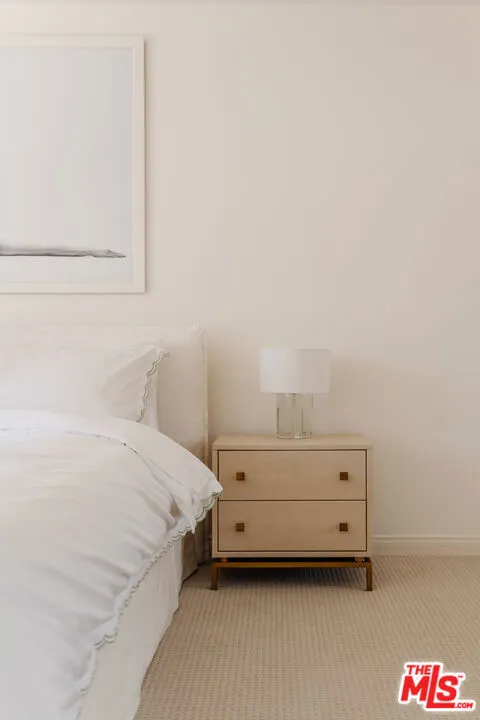 121 Almont Drive #304 Beverly Hills, CA 90211