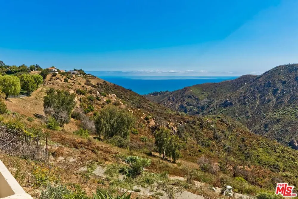 16740 Monte Hermoso Drive Pacific Palisades, CA 90272