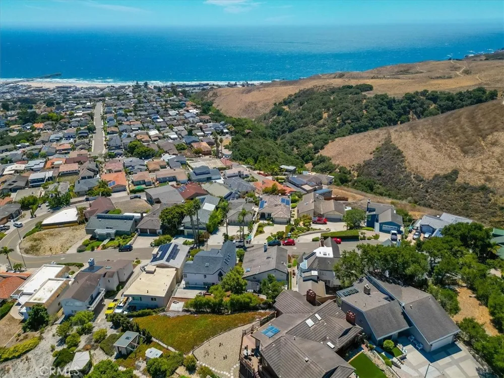 1174 Longview Avenue Pismo Beach, CA 93449