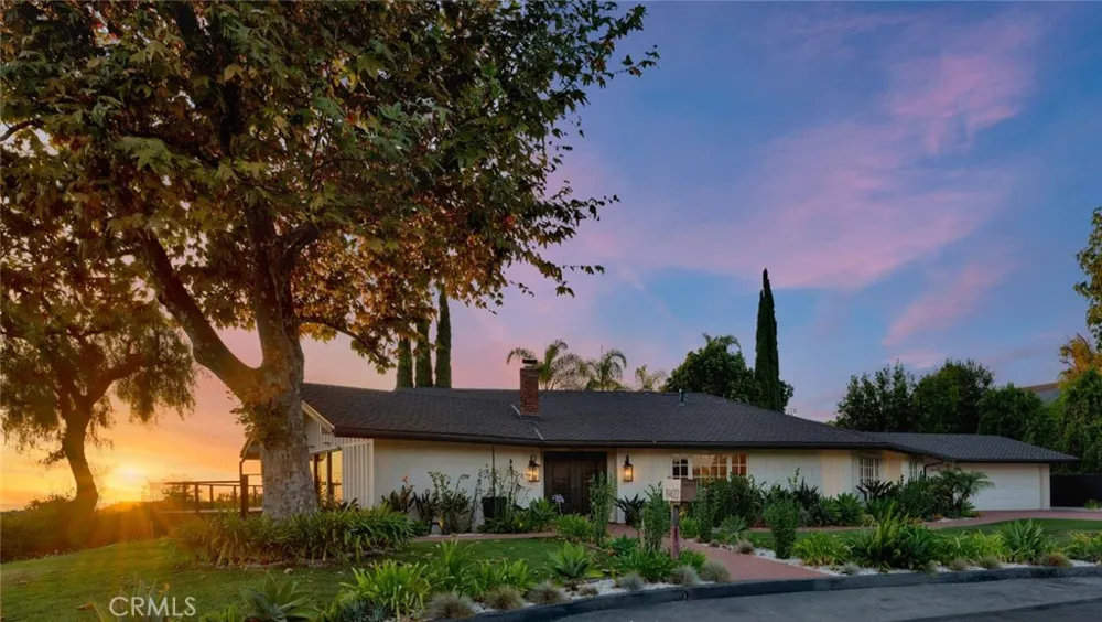 19422 Holiday Lane North Tustin, CA 92705