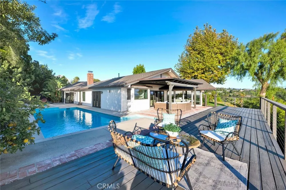 19422 Holiday Lane North Tustin, CA 92705