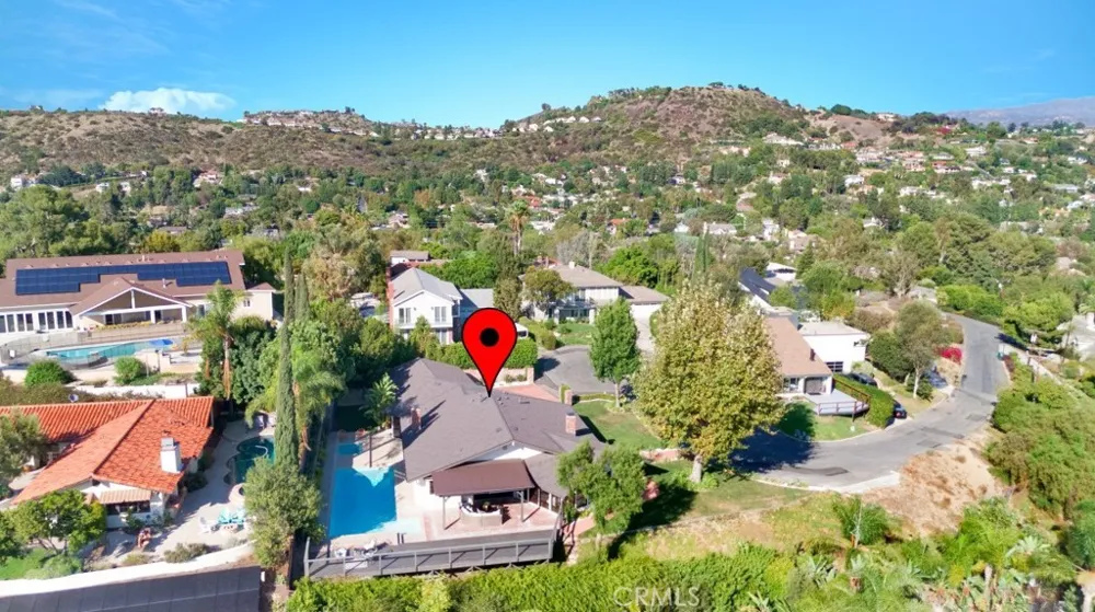 19422 Holiday Lane North Tustin, CA 92705