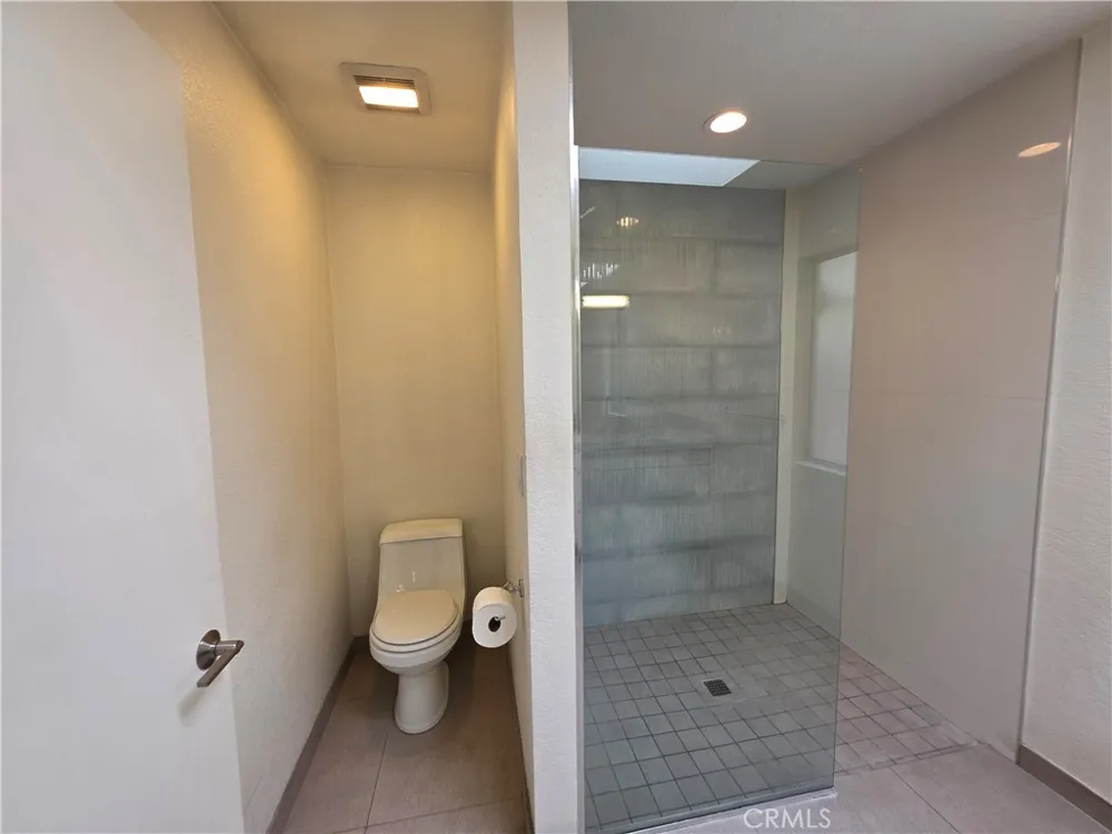 68050 Espada Cathedral City, CA 92234