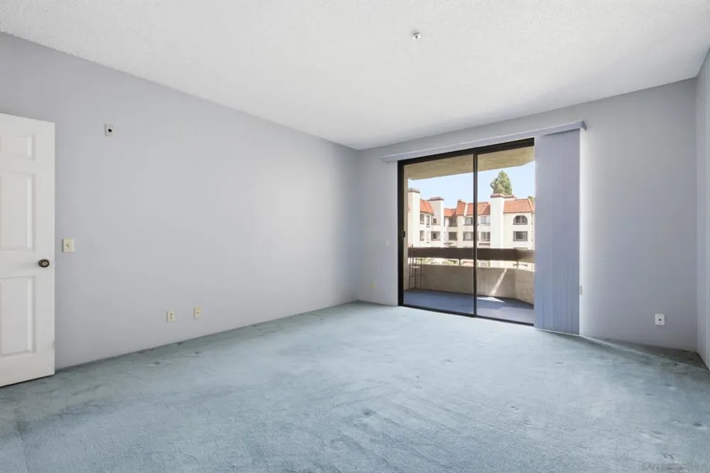 5805 Friars #2308 San Diego, CA 92110