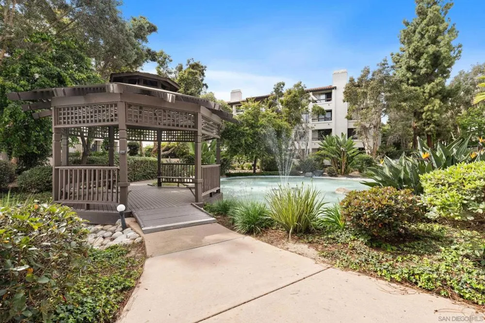 5805 Friars #2308 San Diego, CA 92110