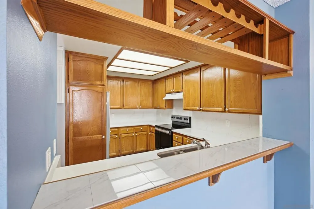 5805 Friars #2308 San Diego, CA 92110