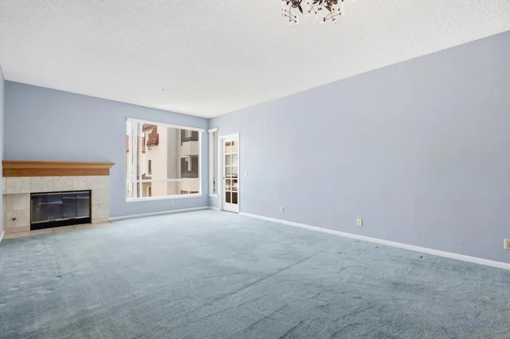 5805 Friars #2308 San Diego, CA 92110