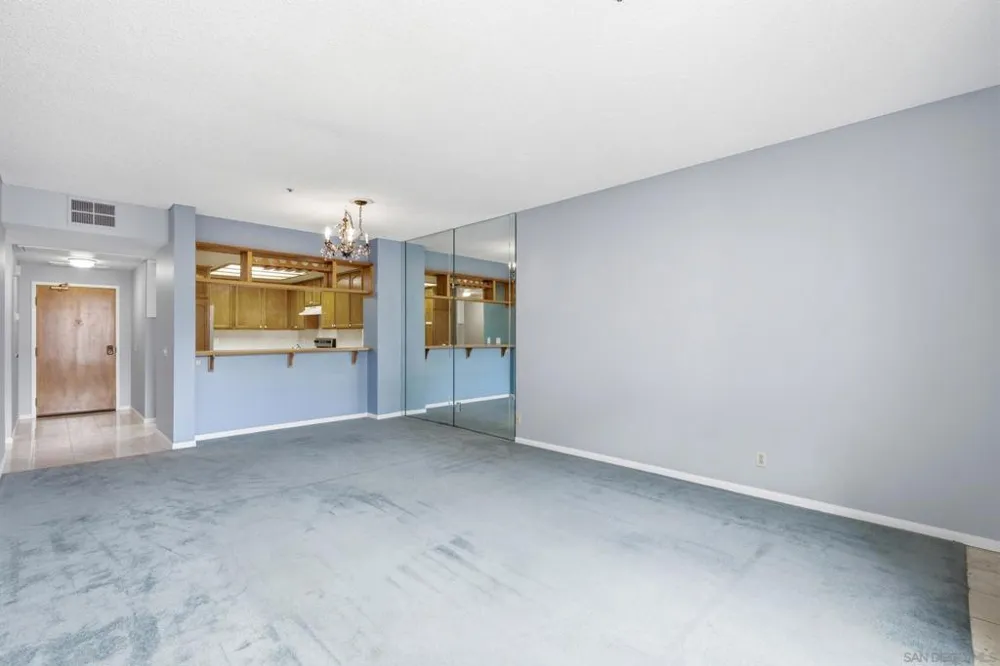 5805 Friars #2308 San Diego, CA 92110