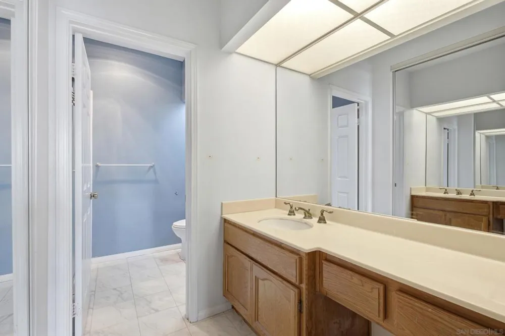 5805 Friars #2308 San Diego, CA 92110