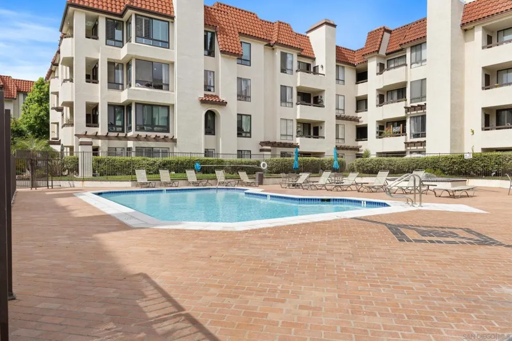 5805 Friars #2308 San Diego, CA 92110