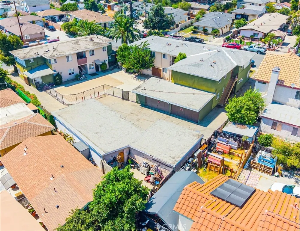 1072 W WILSON STREET Pomona, CA 91768