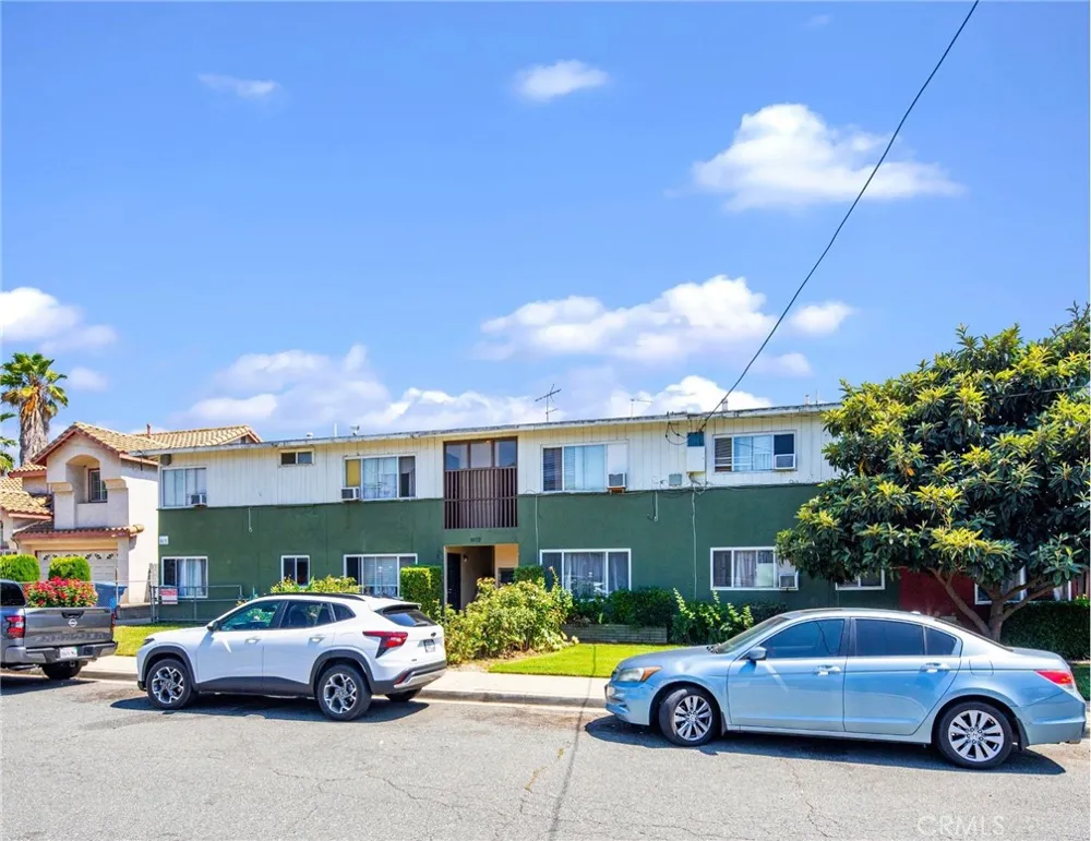 1072 W WILSON STREET Pomona, CA 91768