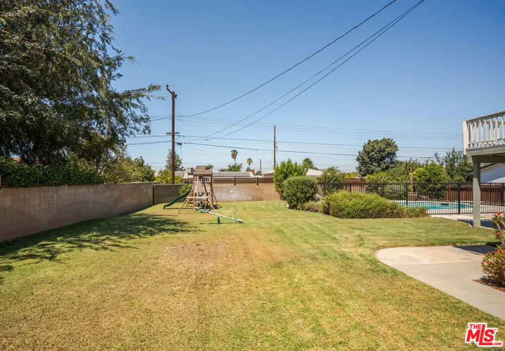 12750 Wilmac Avenue Grand Terrace, CA 92313
