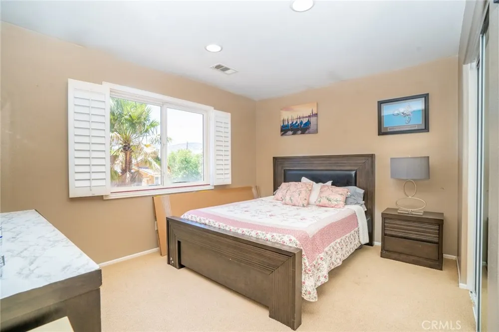 1861 Hideaway Place Palmdale, CA 93551