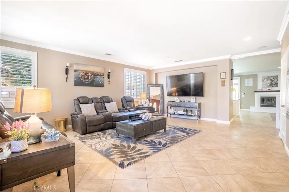 1861 Hideaway Place Palmdale, CA 93551