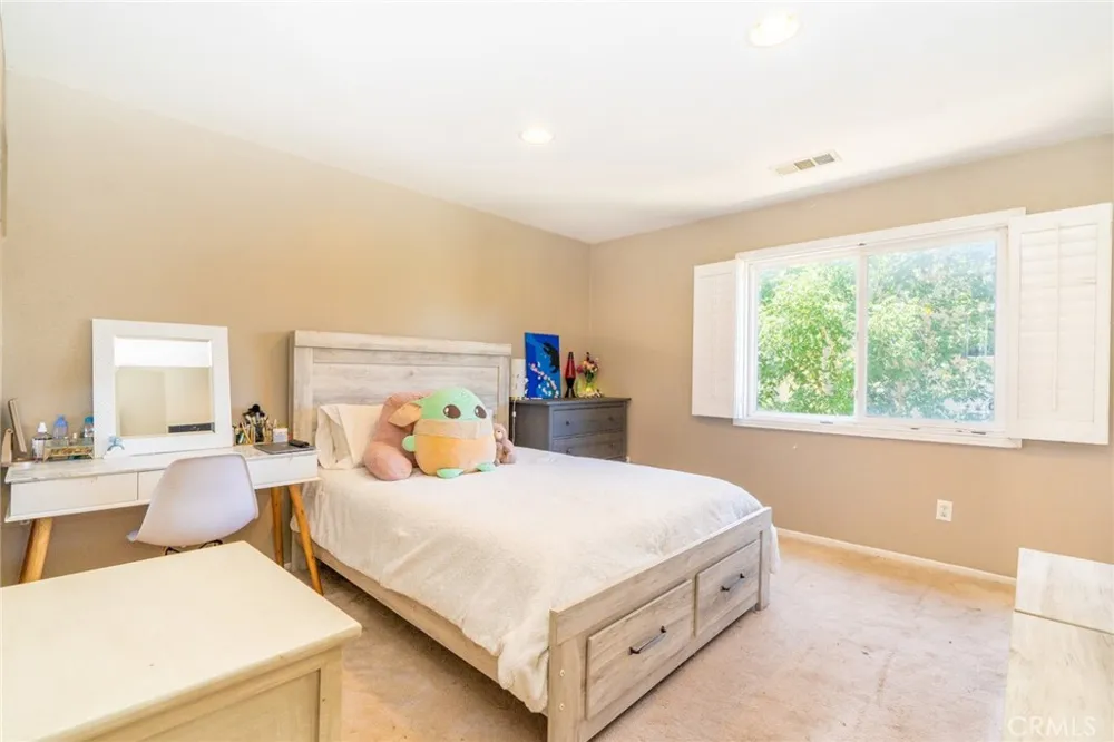 1861 Hideaway Place Palmdale, CA 93551