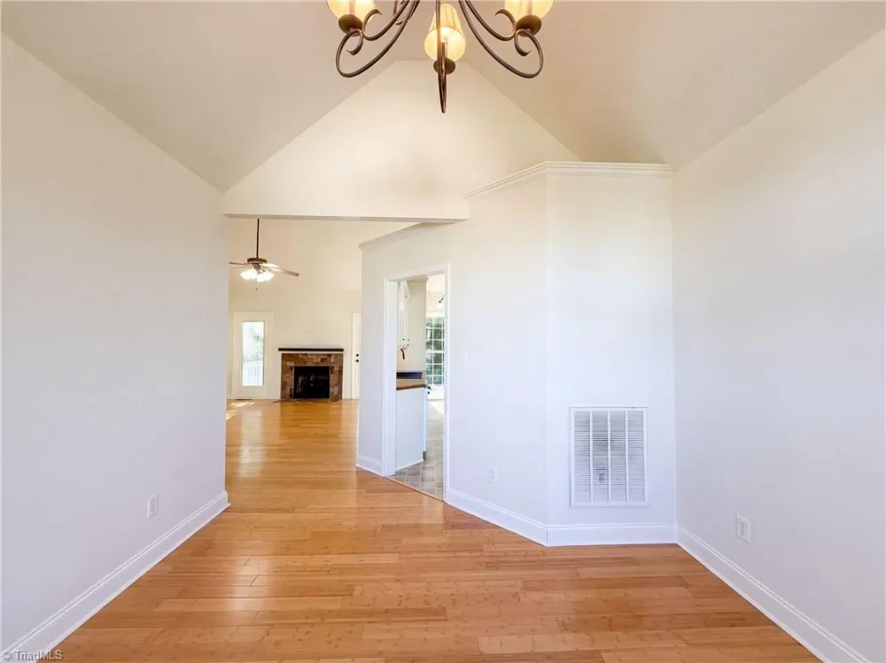 124 Manor Ridge Way Lexington, NC 27292