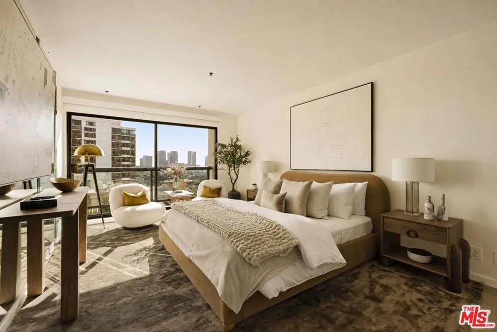10724 Wilshire Boulevard #803 Los Angeles, CA 90024