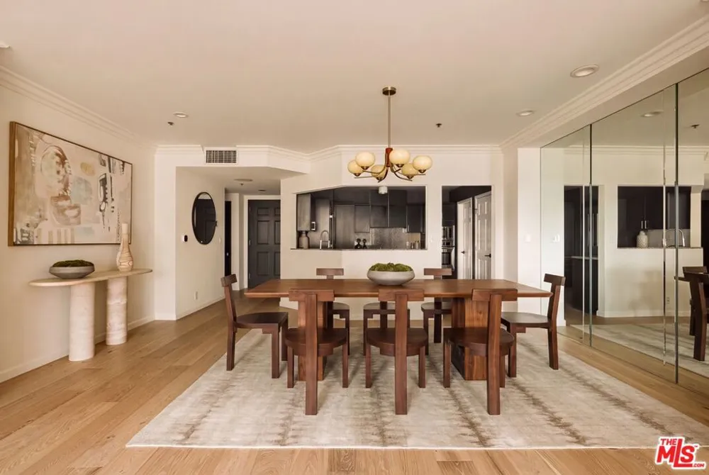 10724 Wilshire Boulevard #803 Los Angeles, CA 90024