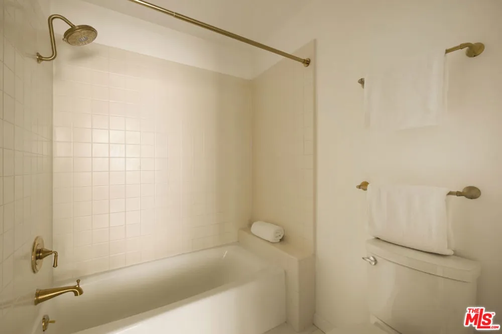 10724 Wilshire Boulevard #803 Los Angeles, CA 90024