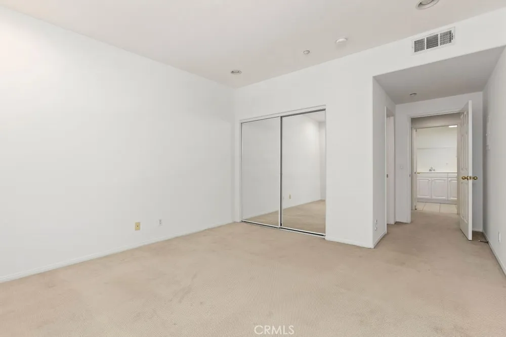 402 Quail Ridge Irvine, CA 92603