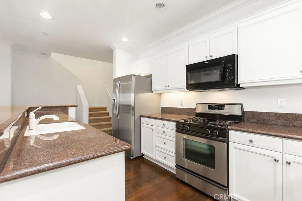 402 Quail Ridge Irvine, CA 92603