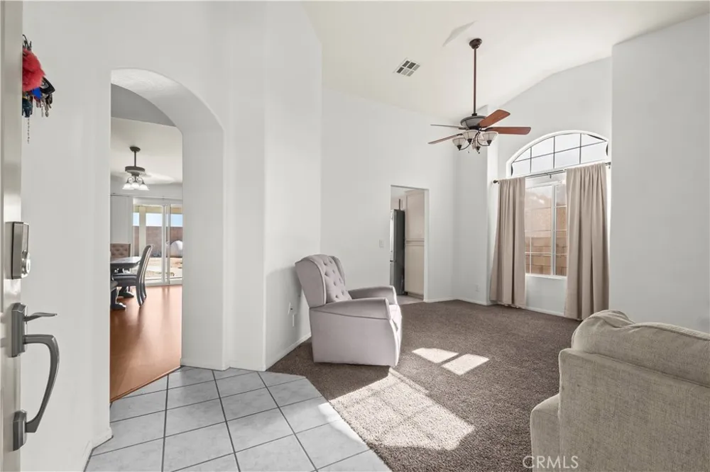 4141 De Anza Palmdale, CA 93551