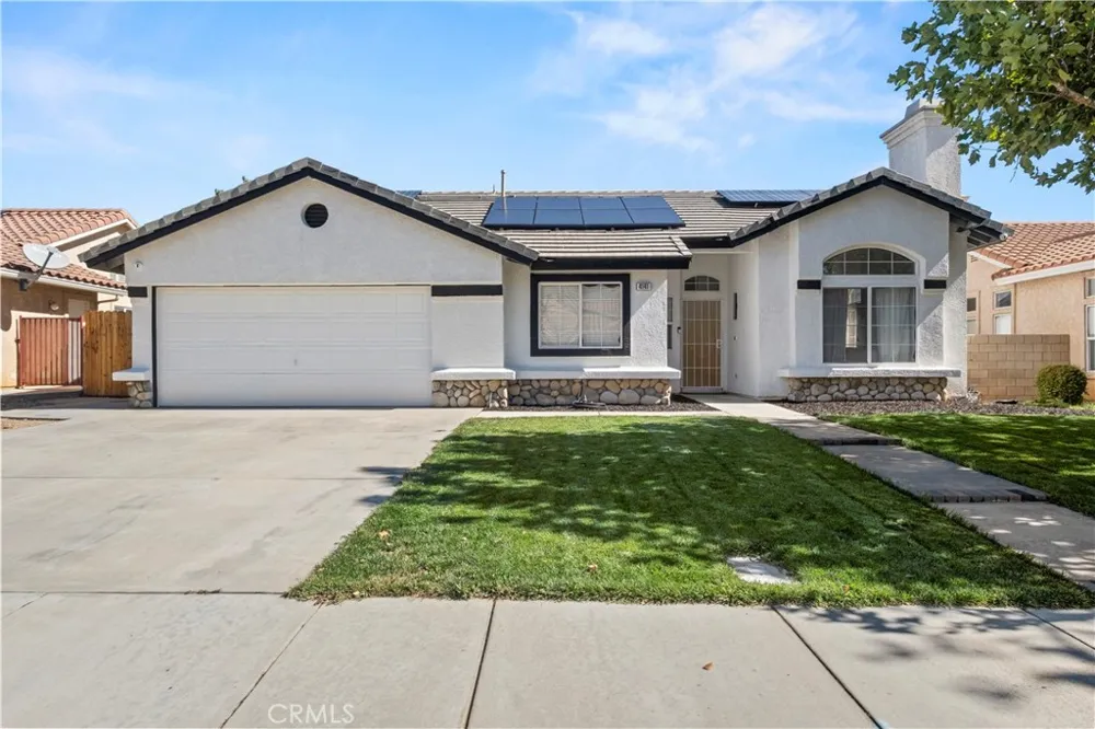 4141 De Anza Palmdale, CA 93551