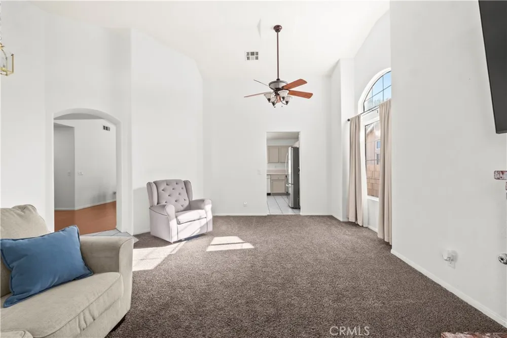 4141 De Anza Palmdale, CA 93551