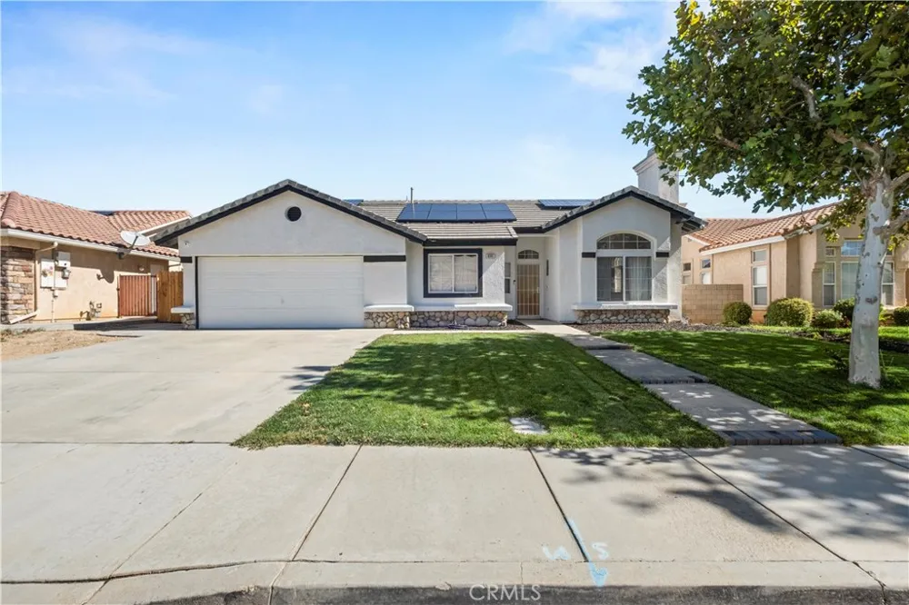 4141 De Anza Palmdale, CA 93551